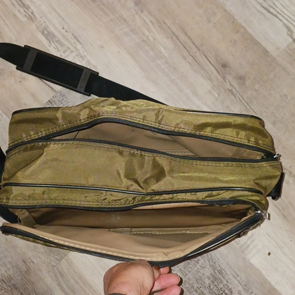 Samsonite carry-on